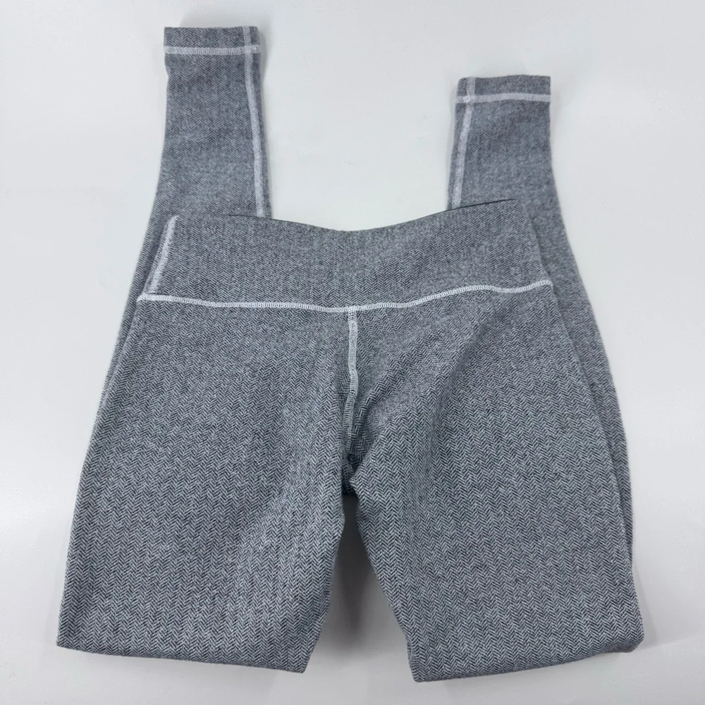 Lululemon‎ Athletica Heathered Gray Leggings